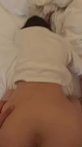 肥臀小骚货欲求不满，没办法只能狠狠后入了（南京女大女研交流）