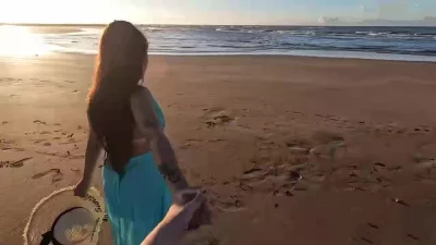 好不容易才约出来的女神 带去海边旅行 这次如愿以偿终于操上了