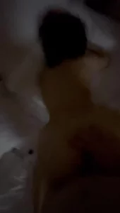 单指爆菊后入肥臀母狗（上集）